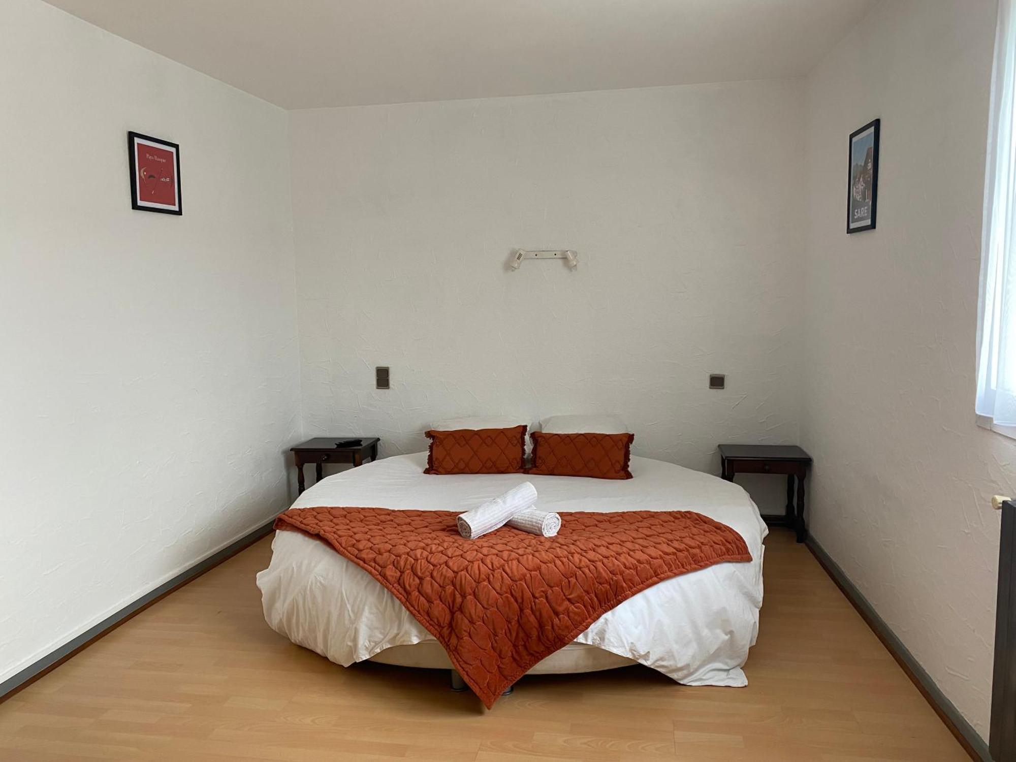 L' Auberge Campagnarde, Lourdes Poueyferre Ngoại thất bức ảnh